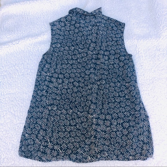 Silk blouse daisy print button down sleeveless vintage women’s small EUC - Picture 8 of 12
